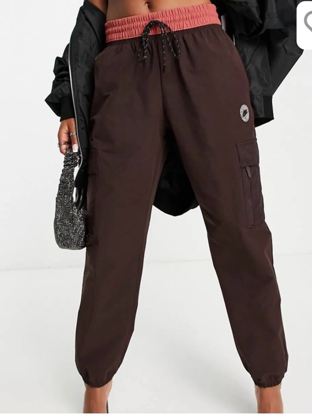 Nike Standard Fit Mid Rise pants size M
